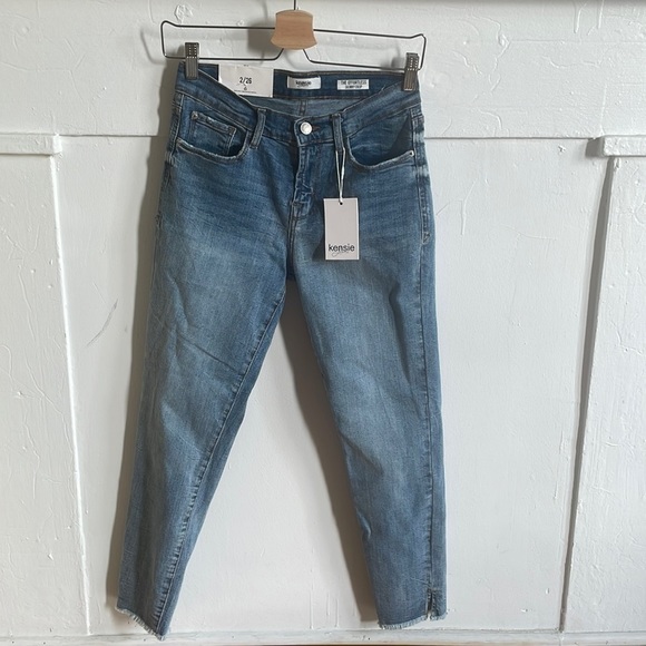 Kensie Denim - Kensie Women’s The Effortless Skinny Crop Jeans